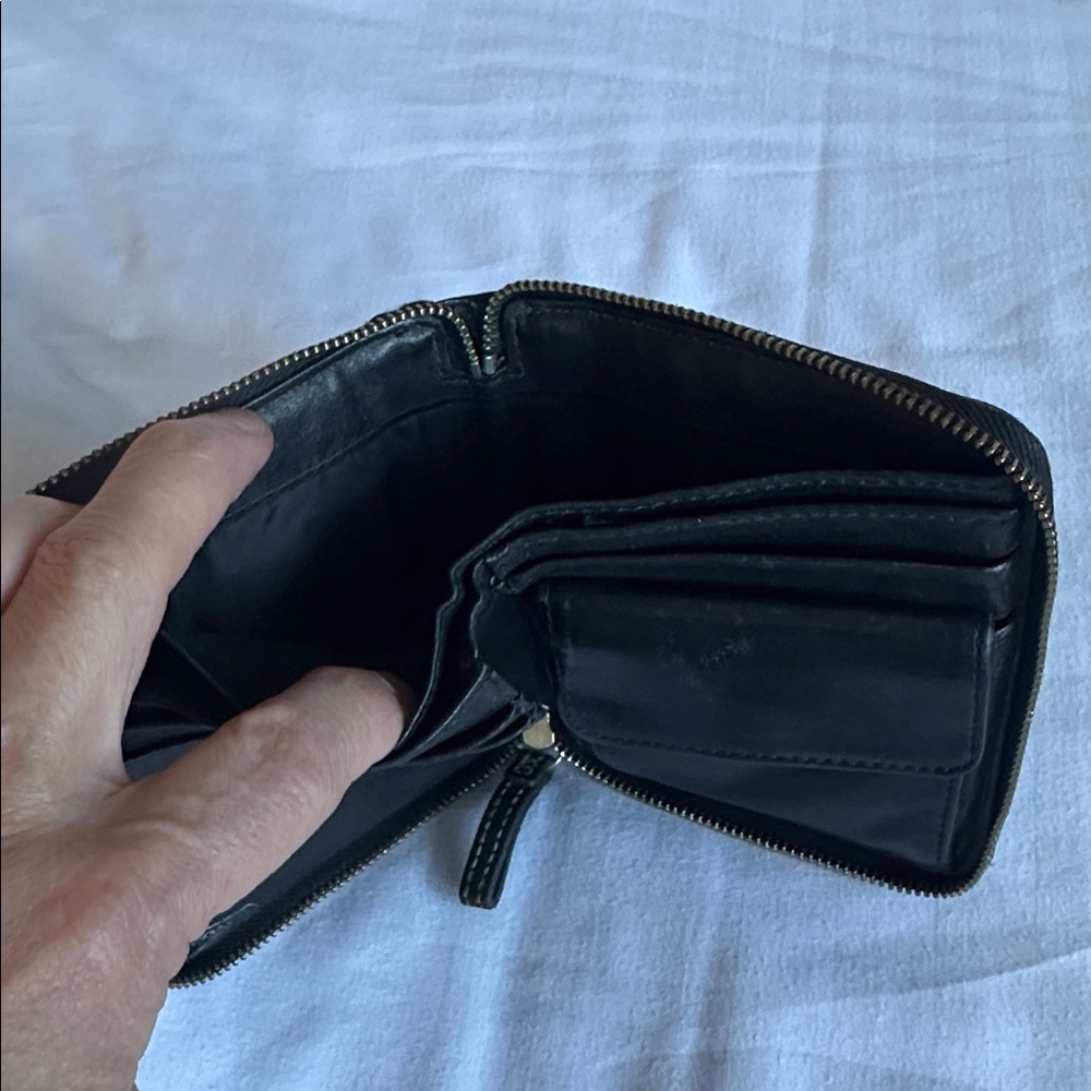 Coach Black Pebbled Leather Zip Around Wallet - Picture 7 of 8